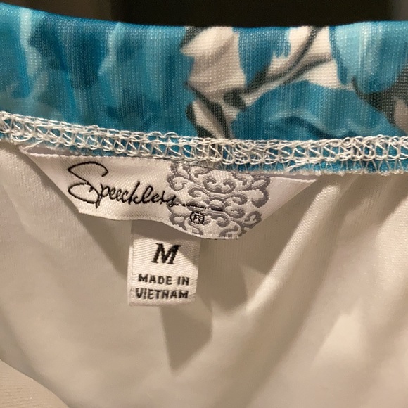 Cute summer time dress! - Picture 5 of 5